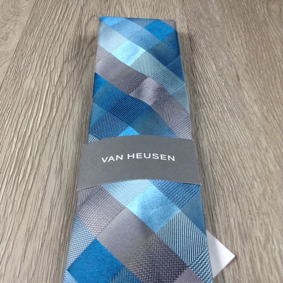 Van Heusen Aqua & Silver Plaid Diamond Pattern Tie - Picture 2 of 3
